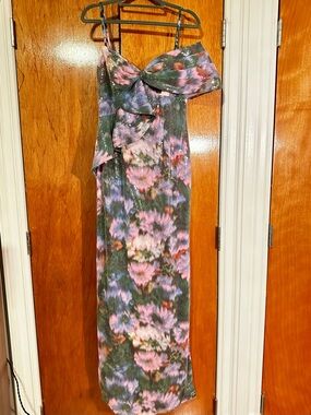 THEIA Chiara Floral Sequin Asymmetric Column Gown